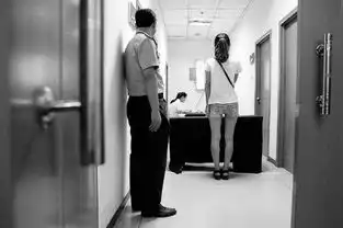  中国女兵体检全过程,比男兵还严格