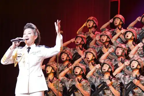 2013强军战歌演唱会