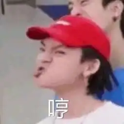  又坑娃三年级女孩被亲爹送错学校,淋着雨在马路上急哭了...