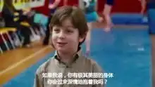  这小伙一看就是泡妞高手快来学习