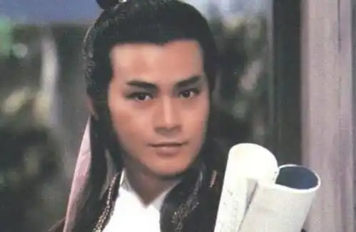  古装男神郑少秋,风度翩翩演技卓越,如今接受采访澄清感情污点
