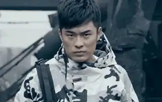 陈赫生日被邓超迪丽热巴等人玩坏了这张照片太魔性  陈赫生日被邓超迪丽热巴等人玩坏了这张照片太魔性