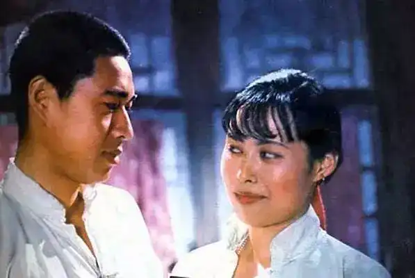  姚晨前夫的出身