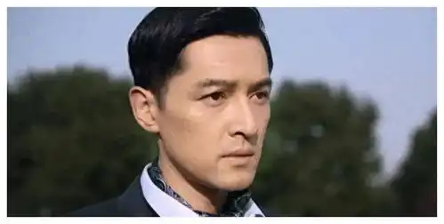  胡歌剧组女演员遭殴打,他遭受算计了吗