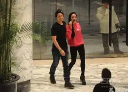  smfelinehomies左岸潇唐嫣同款恶搞金色字母圆领宽松抓绒卫衣