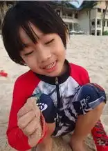  童星近照,谢霆锋儿子已经长成大男孩,诺一直接晒成非洲人