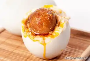  腌了20多年咸鸭蛋,才知道正确做法,难怪之前腌的不起沙不出油