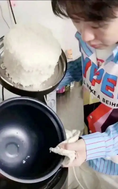  什么水果前面两个字我都不敢念,这种水果在你家乡叫什么名字
