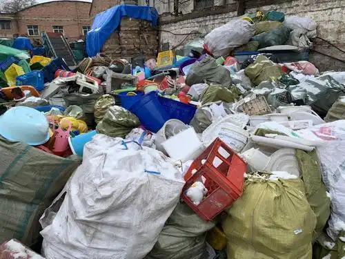 郑州处理2处废品收购站查处2家粉尘油漆污染企业  郑州处理2处废品收购站查处2家粉尘油漆污染企业