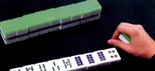  图解打麻将出老千过程,揭秘麻将出千手法龙头凤尾