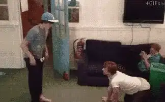 千万别和二逼做朋友  千万别和二逼做朋友