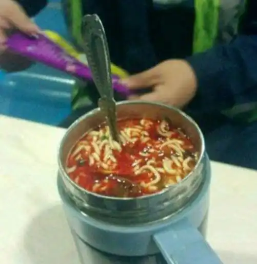  搞笑段子图片老婆,以后别让会女做饭了,我看着心疼