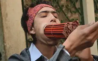  搞笑段子君11张让人感觉无逻辑的照片,看了会笑