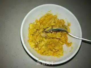  咸蛋黄焗南瓜的做法咸蛋黄焗南瓜怎么做烟雨心灵的菜谱