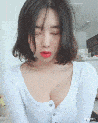  楼上的邻居每到了晴天,就会晒奇奇怪怪的东西