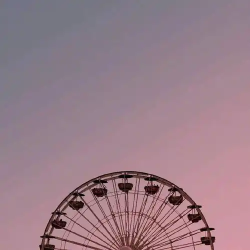 空间搞笑说说带图片所示