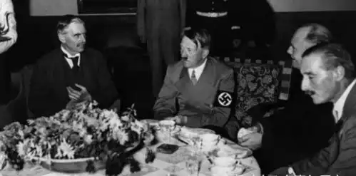 带领英国赢得二战胜利的丘吉尔,为何输掉选举百姓期待民生改善  带领英国赢得二战胜利的丘吉尔,为何输掉选举百姓期待民生改善