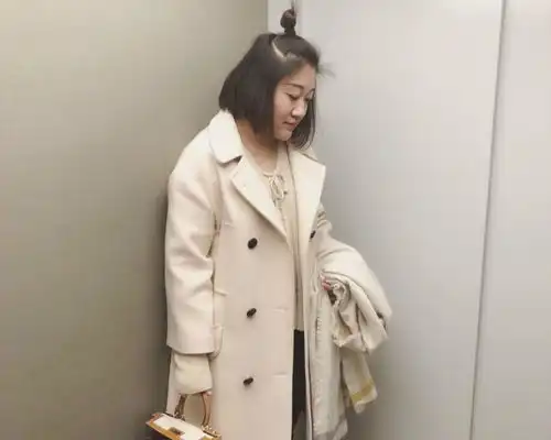  her可爱时尚又幽默的水瓶女孩儿
