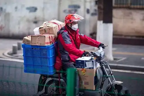 快递公司图片搞笑大冲击