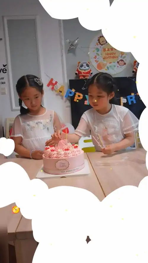 菡菡公主生日快乐,优姐姐de小闺蜜,优姐可爱的小脸儿挂彩了,但依然遮不住你甜甜的笑  菡菡公主生日快乐,优姐姐de小闺蜜,优姐可爱的小脸儿挂彩了,但依然遮不住你甜甜的笑