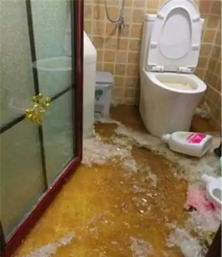  每日一笑作为一盏路灯,无论条件多艰苦,也挡不住我发光的脚步
