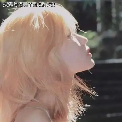  幽默笑话女朋友带小明回家见父母,小明很紧张