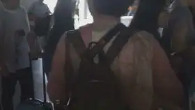  422中午直播只打了一把湖景村就离谱